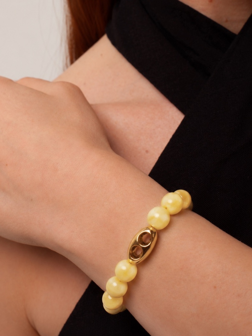 Yellow Beaded Bracelet with Gold Accent